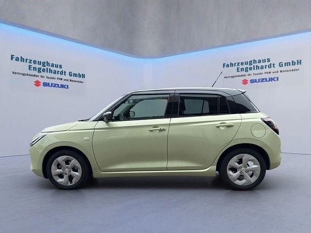 Gelb Neu 2025 Suzuki Swift Comfort Limousine | 19.500 € - Bild 1/4