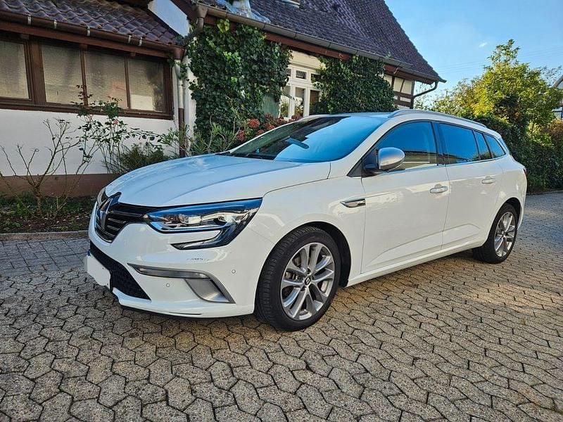 Weiß Gebraucht 2019 Renault Mégane GT Line GT-Line Limousine | 15.000 € (Fairer Preis) - Bild 1/4