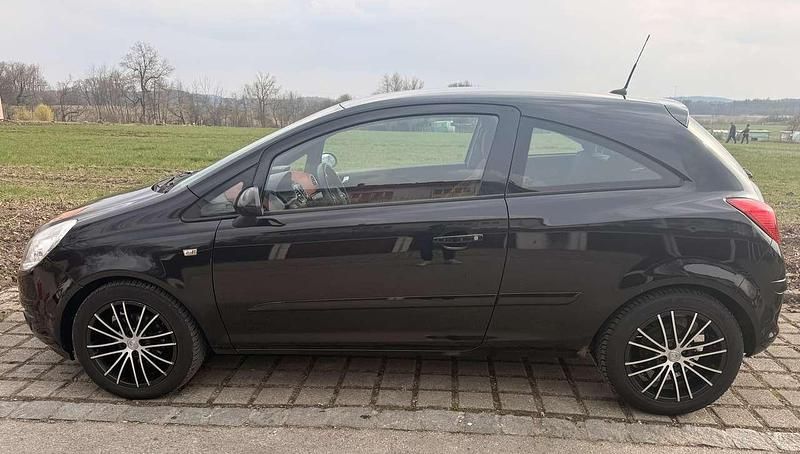 Gebraucht Opel Corsa 80 PS (58 kW) 2008 Schwarz Kleinwagen