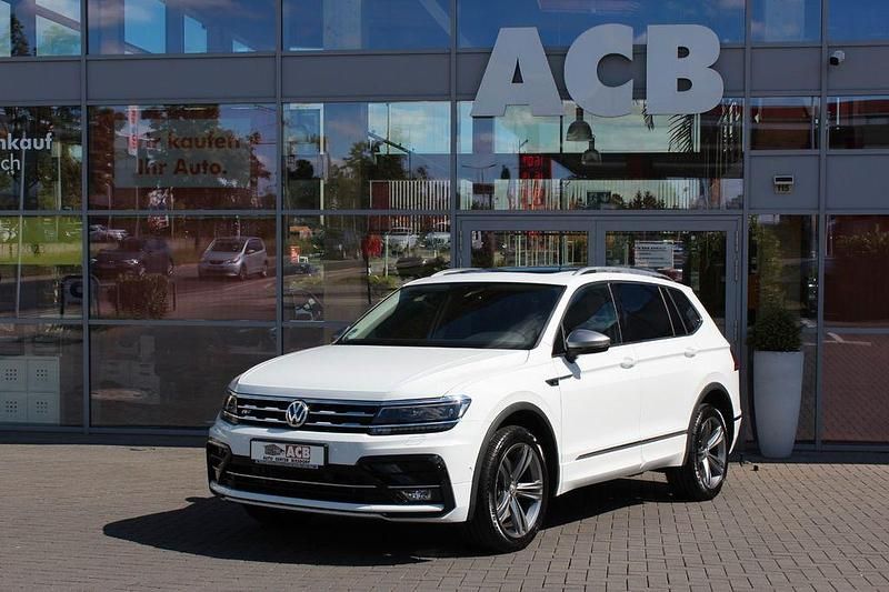 Pure white Gebraucht 2020 VW Tiguan Allspace R-line SUV | 33.900 € (Guter Preis) - Bild 1/4