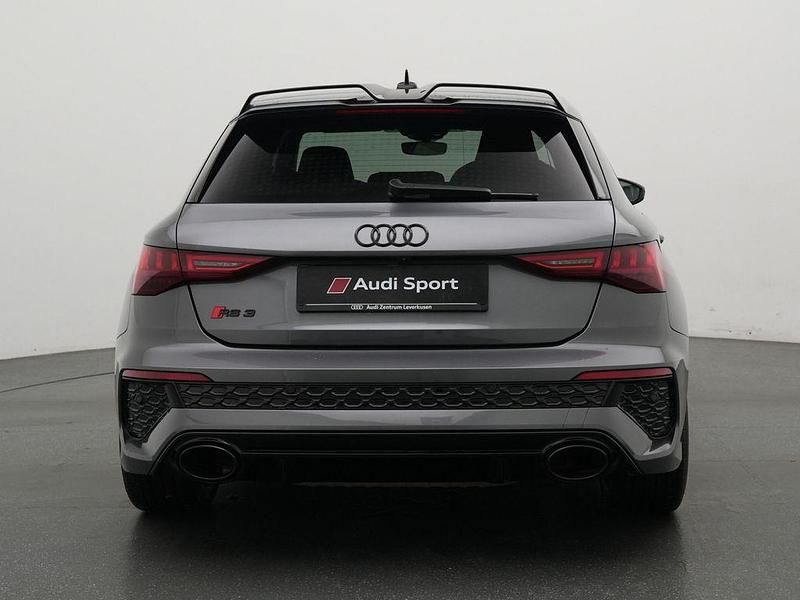 Gebraucht Audi RS3 Sport 400 PS (294 kW) 2022 Schwarz Limousine