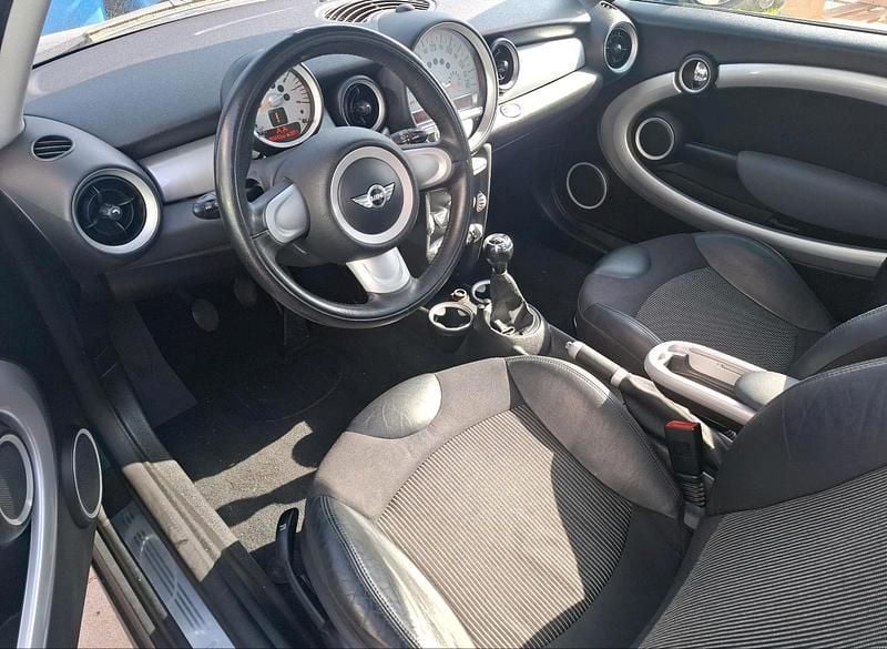 Usado Mini Cooper 116 HP (85 kW) 2007 Verde Citadino