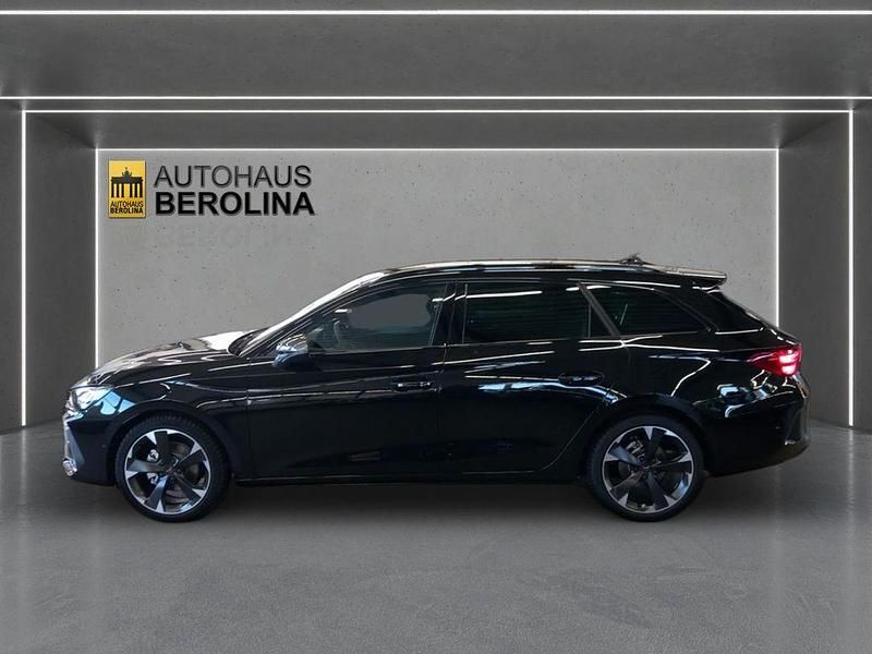 Neu Cupra Leon 150 PS (110 kW) 2025 Midnight schwarz metallic Kombi