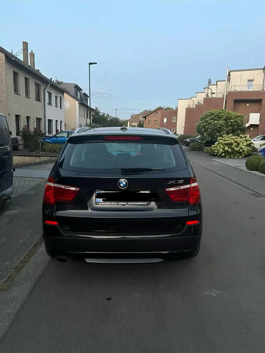 Gebraucht BMW X3 184 PS (135 kW) 2012 Schwarz SUV