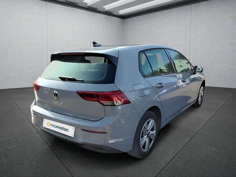 Gebraucht VW Golf VIII 131 PS (96 kW) 2020 Grau Kleinwagen