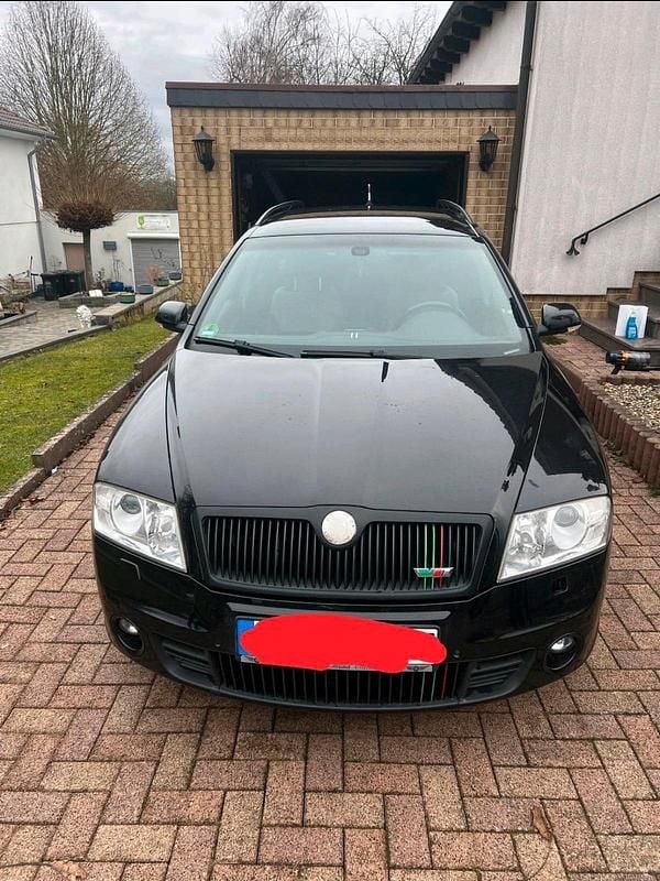 Schwarz Gebraucht 2008 Skoda Octavia RS Kombi | 5.649 € (Teuer) - Bild 1/4