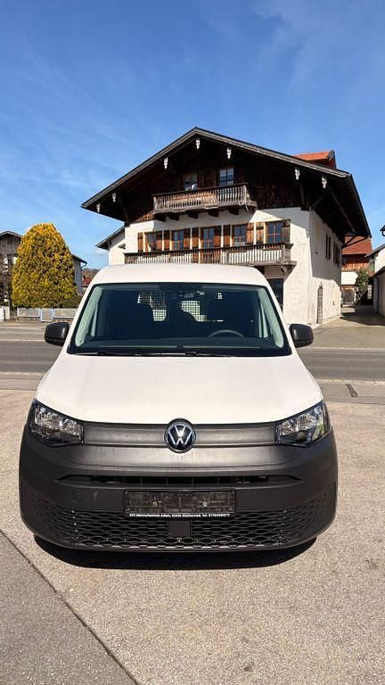 Gebraucht VW Caddy 122 PS (89 kW) 2022 Weiß Van / Kleinbus