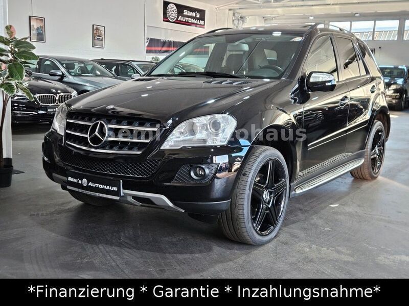 Schwarz Gebraucht 2010 Mercedes ML350 AMG SUV | 11.500 € (Fairer Preis) - Bild 1/4