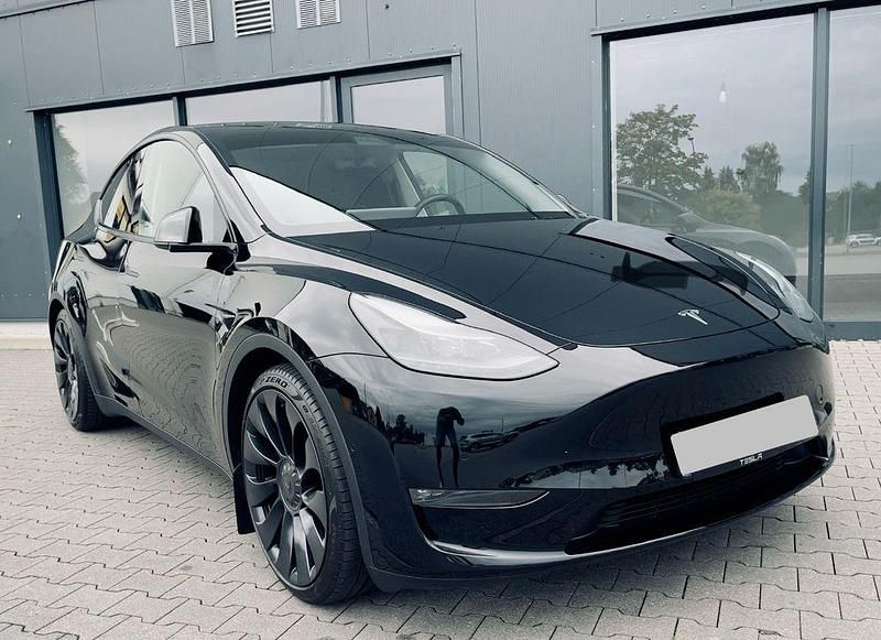 Schwarz Gebraucht 2022 Tesla Model Y Performance SUV | 39.900 € (Fairer Preis) - Bild 1/4