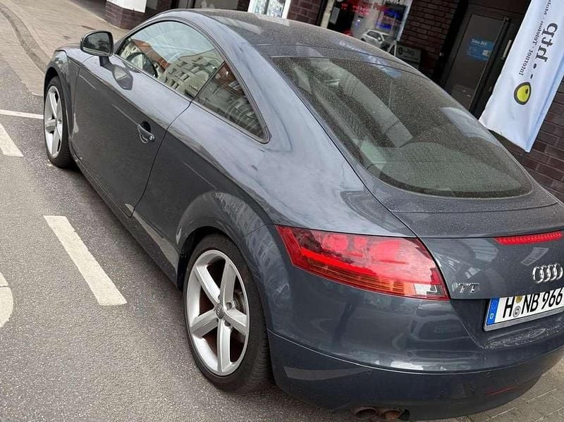 Grau Gebraucht 2009 Audi TT Coupé | 9.000 € (Superpreis) - Bild 1/4