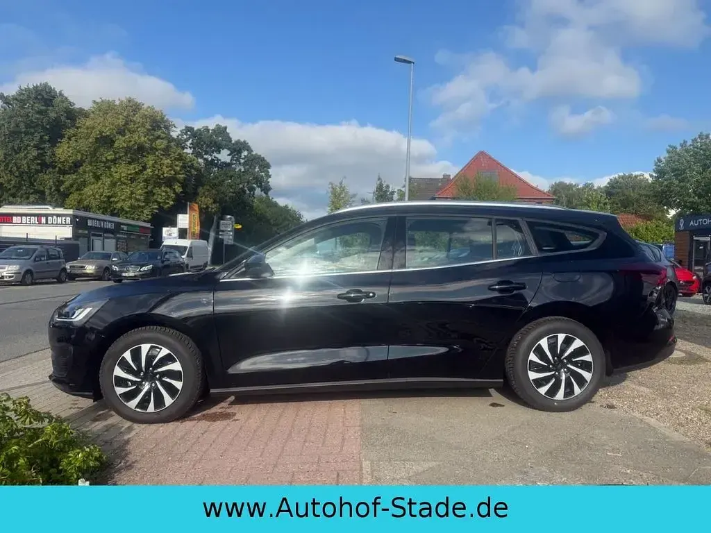 Gebraucht Ford Focus Titanium 155 PS (114 kW) 2024 Schwarz Limousine