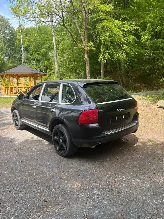 Second-hand Porsche Cayenne 340 CP (250 kW) 2003 Negru SUV