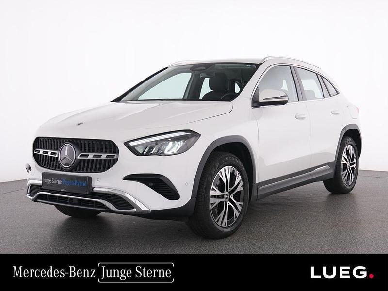 Gebraucht Mercedes GLA250 Progressive 218 PS (160 kW) 2025 Weiß SUV