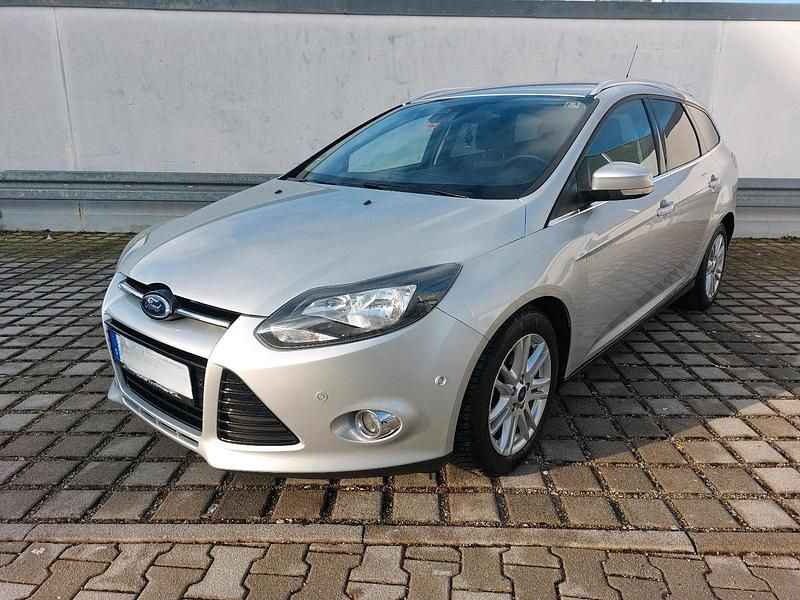 Gebraucht Ford Focus 182 PS (133 kW) 2014 Silber Kombi