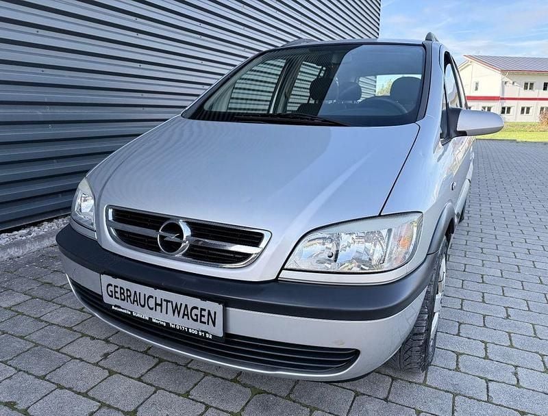 Gebraucht Opel Zafira Njoy 125 PS (91 kW) 2004 Starsilber/silver iii Van / Kleinbus