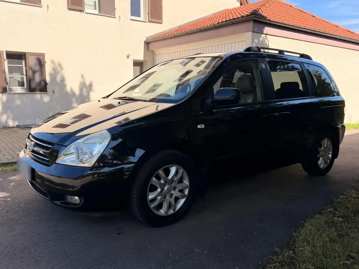 Gebraucht Kia Carnival EX 185 PS (136 kW) 2006 Schwarz Van / Kleinbus