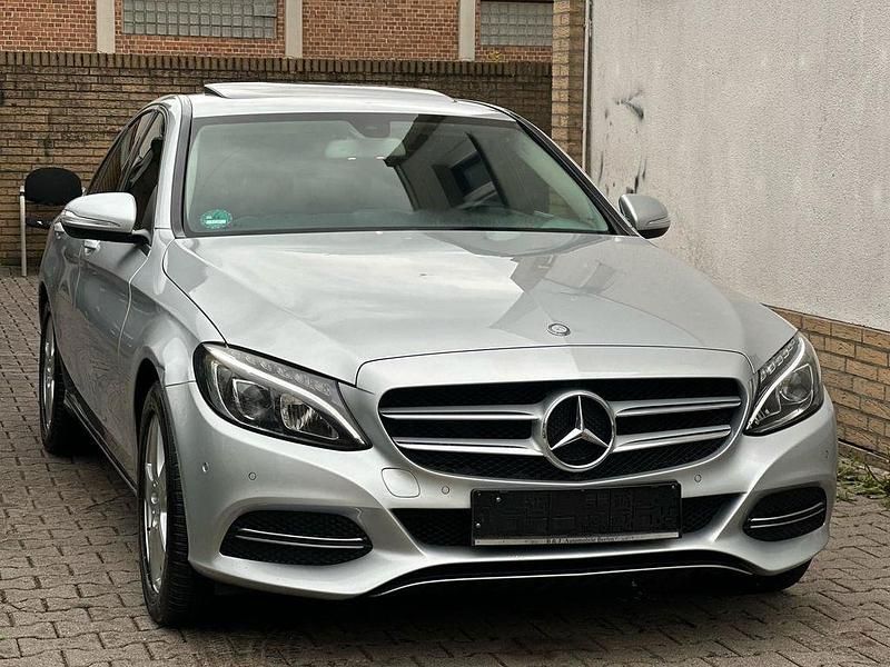 Gebraucht Mercedes C220 170 PS (125 kW) 2015 Silber Limousine