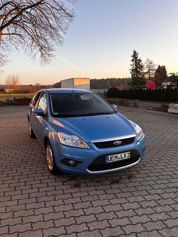 Gebraucht Ford Focus Ghia 145 PS (106 kW) 2008 Blau Limousine