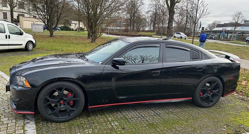 Gebraucht Dodge Charger 477 PS (350 kW) 2015 Schwarz Limousine
