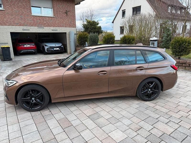 Gebraucht BMW 320 190 PS (139 kW) 2020 Braun Kombi