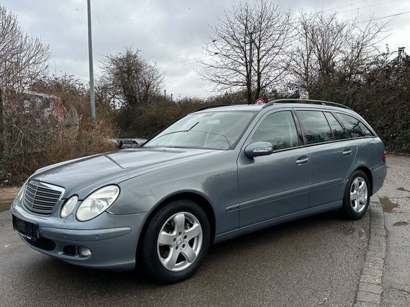 Grau Gebraucht 2004 Mercedes E220 Kombi | 2.850 € (Teuer) - Bild 1/4