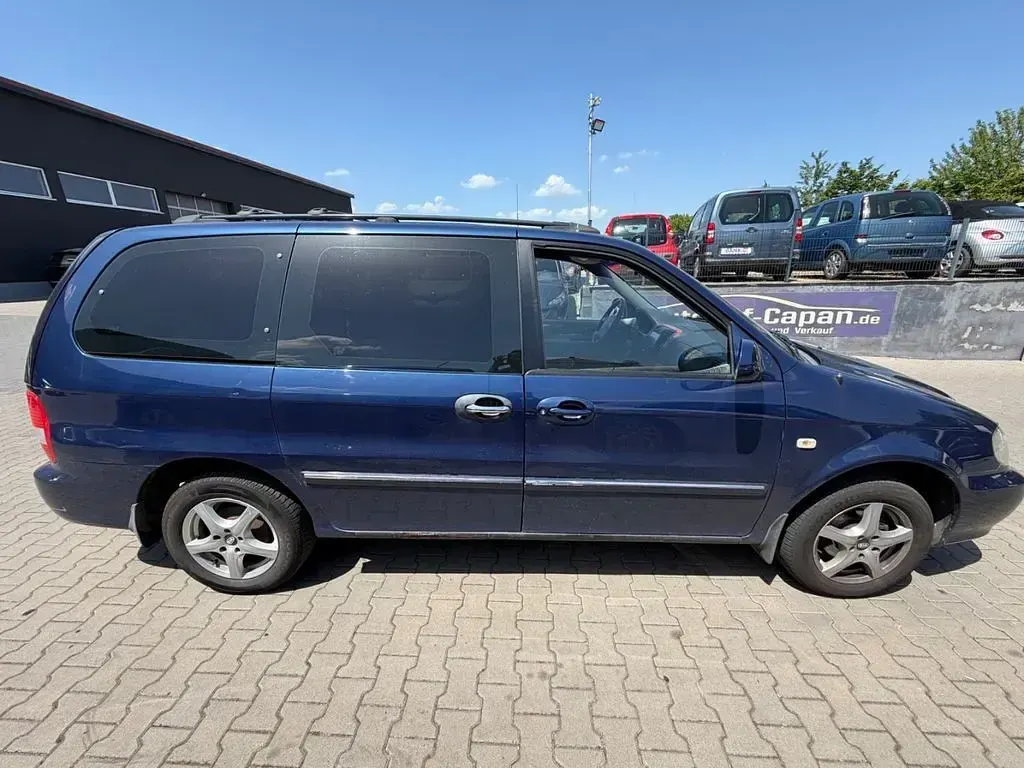 Gebraucht Kia Carnival 150 PS (110 kW) 2004 Blau Van / Kleinbus