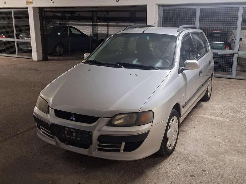 Gebraucht Mitsubishi Space Star 82 PS (60 kW) 2002 Grau Kombi