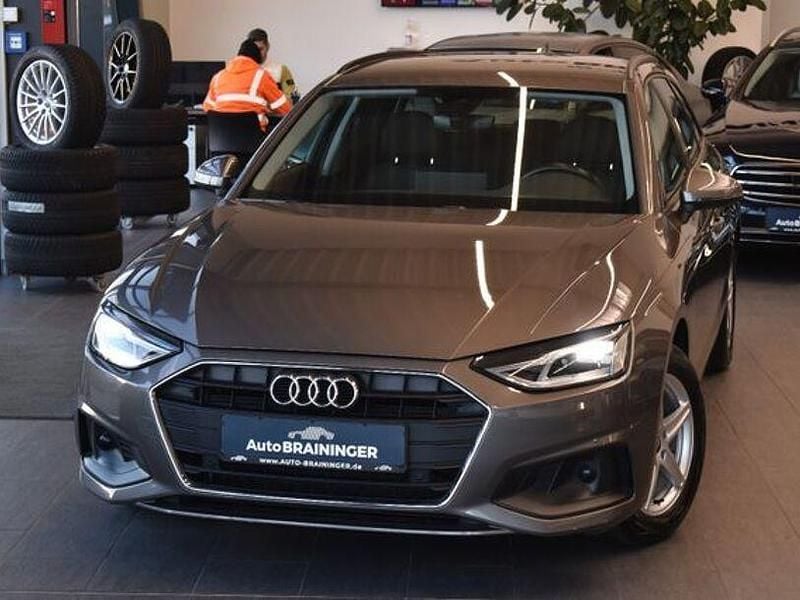 Grau Gebraucht 2021 Audi A4 Business Kombi | 19.850 € (Guter Preis) - Bild 1/4
