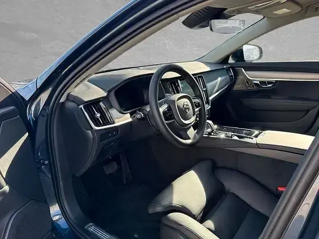 Occasion Volvo V90 Plus 455 ch (334 kW) 2024 Bleue Break