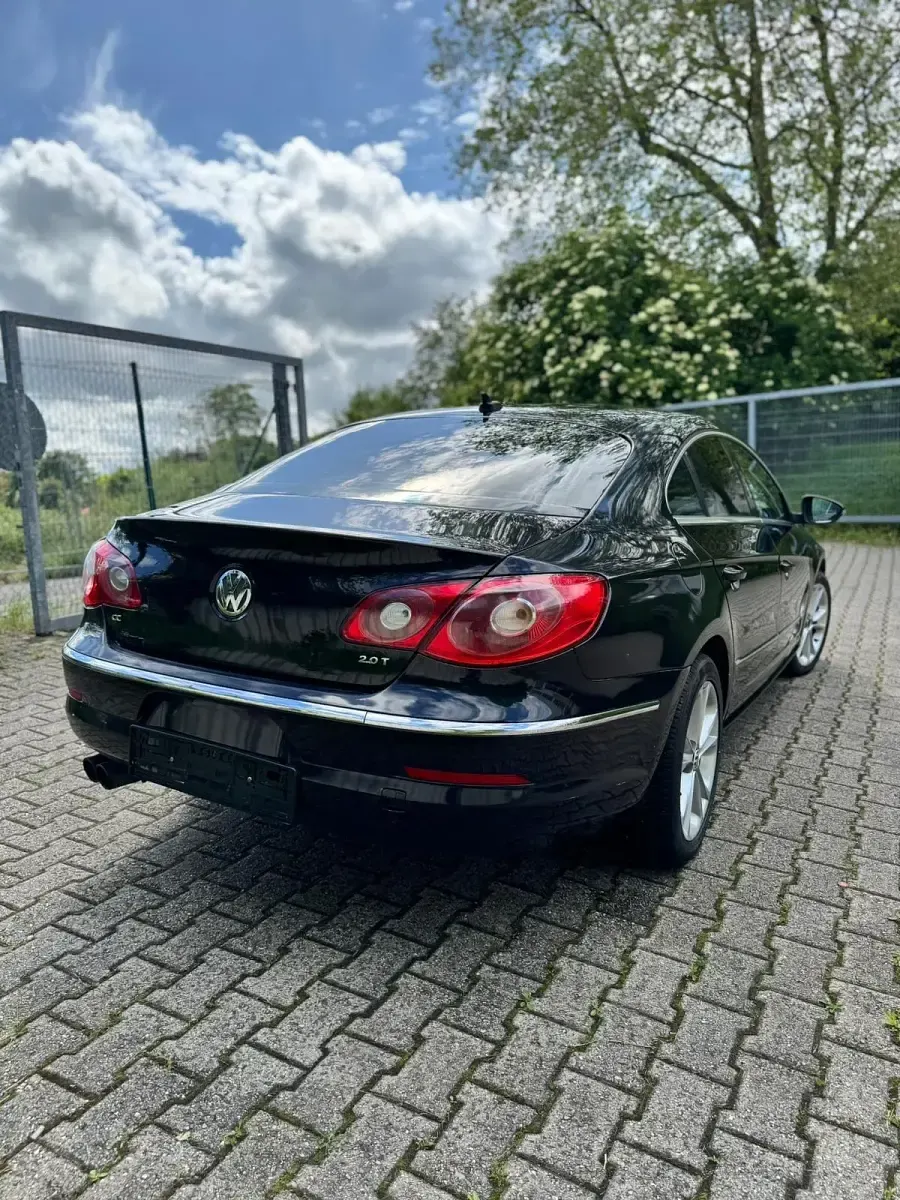 Gebraucht VW Passat 200 PS (147 kW) 2011 Schwarz Coupé
