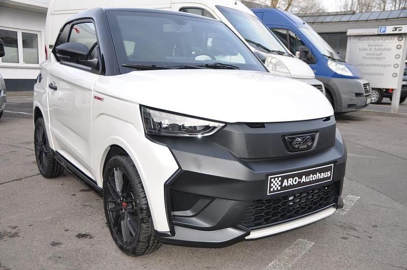 Neu Ligier JS50 2026 Weiß Kleinwagen