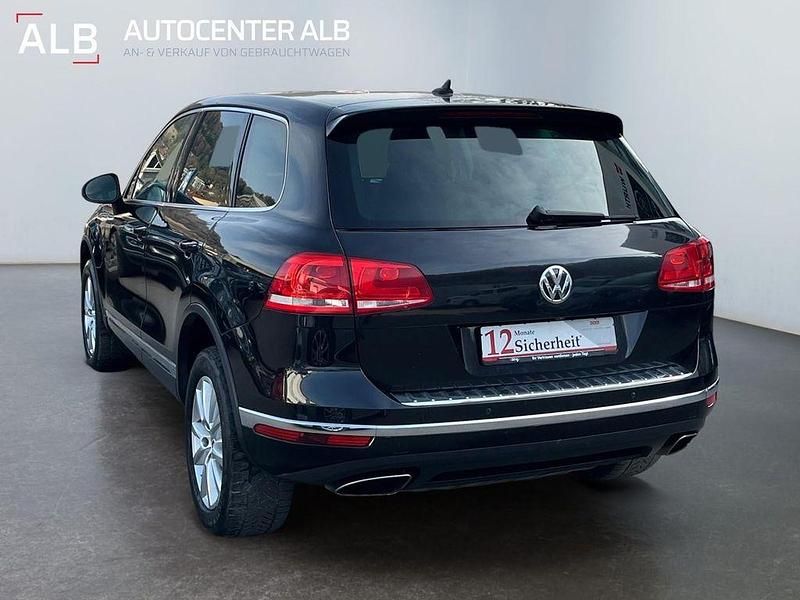 Gebraucht VW Touareg 262 PS (192 kW) 2015 Schwarz SUV