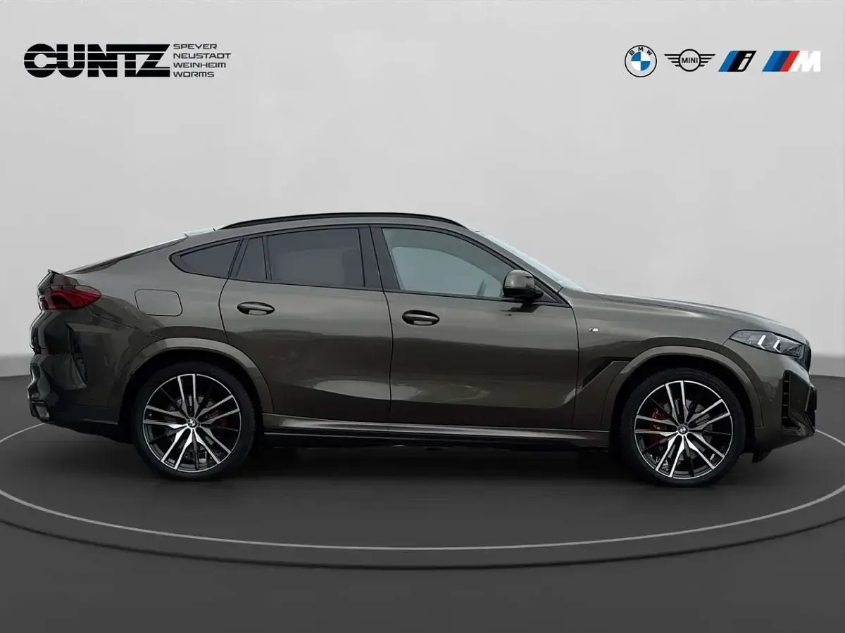 Gebraucht BMW X6 Performance 340 PS (250 kW) 2025 Grün SUV