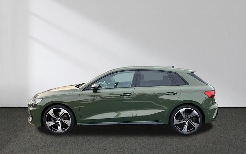 Gebraucht Audi A3 Sportback S-Line 150 PS (110 kW) 2024 Othercolor Kleinwagen