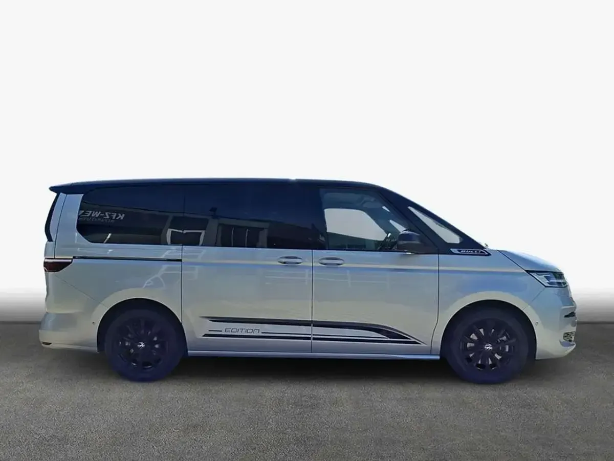 Gebraucht VW Multivan Edition 204 PS (150 kW) 2025 Reflexsilber metallic dach dee Van / Kleinbus
