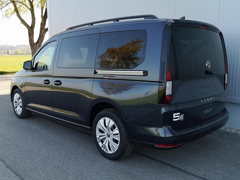 Neu VW Caddy 2026 Starlightblau metallic Van / Kleinbus