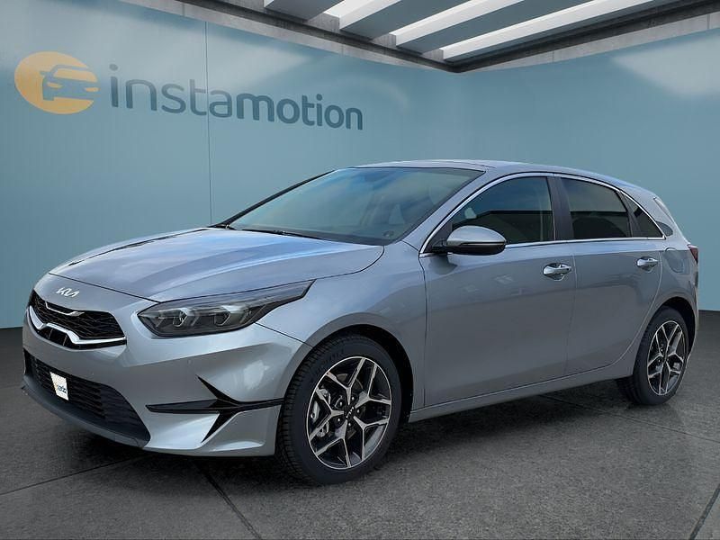 Silber Neu 2025 Kia Ceed Platinum Kleinwagen | 31.349 € (Fairer Preis) - Bild 1/4