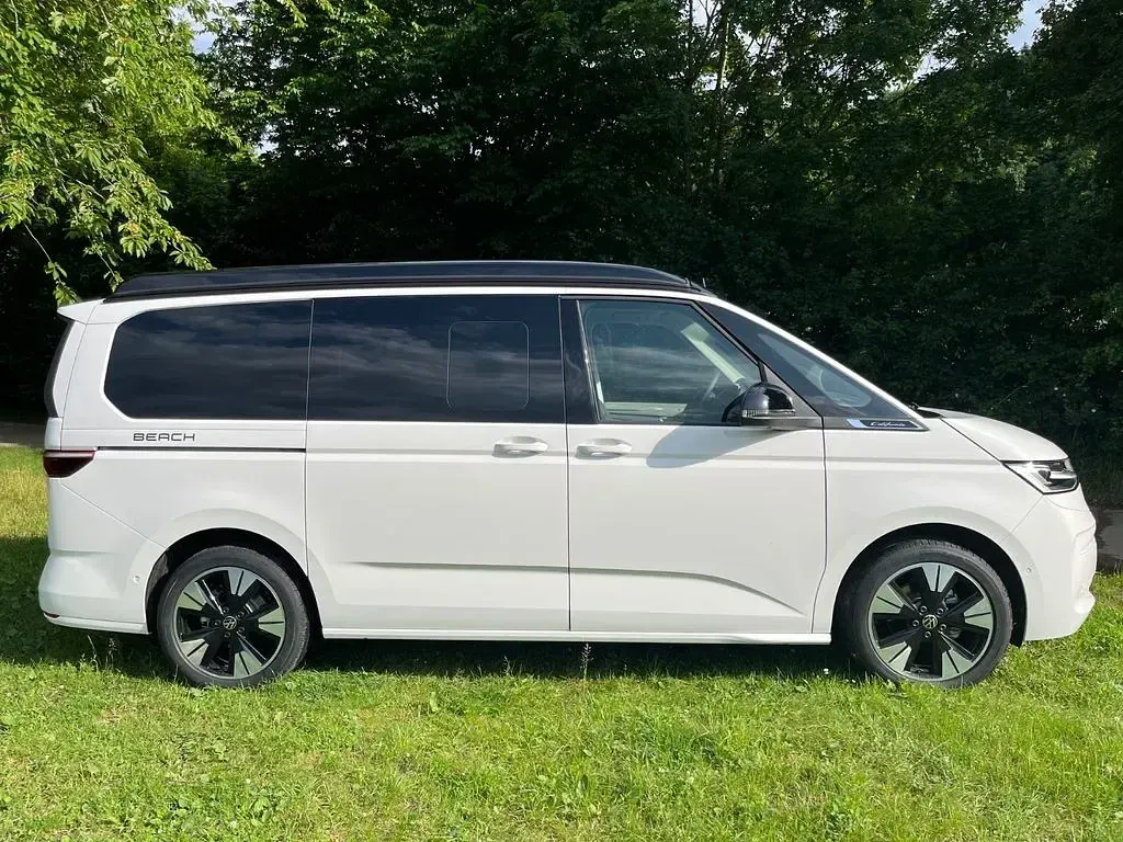 Gebraucht VW California Beach 150 PS (110 kW) 2025 Weiß Van