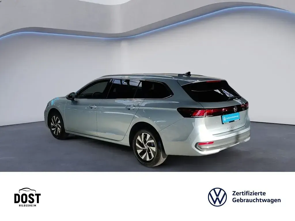 Gebraucht VW Passat Business 150 PS (110 kW) 2025 Silber Kombi