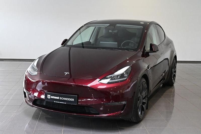Gebraucht Tesla Model Y Performance 392 kW (534 PS) 2024 Rot midnight cherry red (metallic) SUV