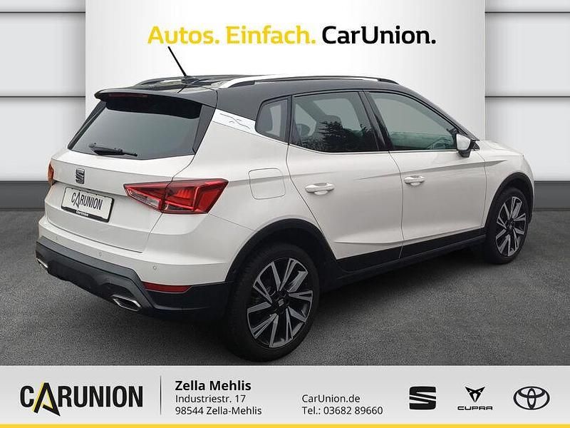 Gebraucht Seat Arona FR 150 PS (110 kW) 2023 Weiß / midnight schwarz SUV