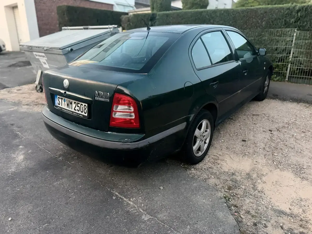 Gebraucht Skoda Octavia 89 PS (65 kW) 2001 Grün Limousine
