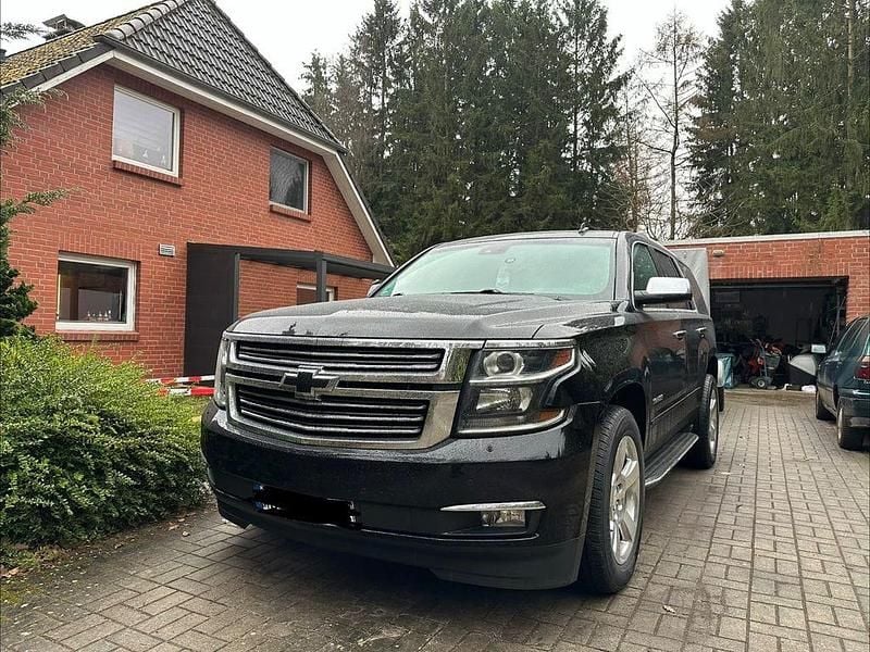 Gebraucht Chevrolet Suburban 355 PS (261 kW) 2015 Schwarz SUV