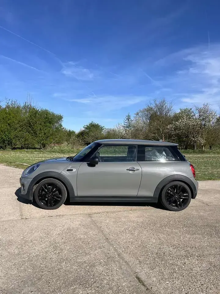 Second-hand Mini ONE 102 CP (75 kW) 2019 Gri Hatchback