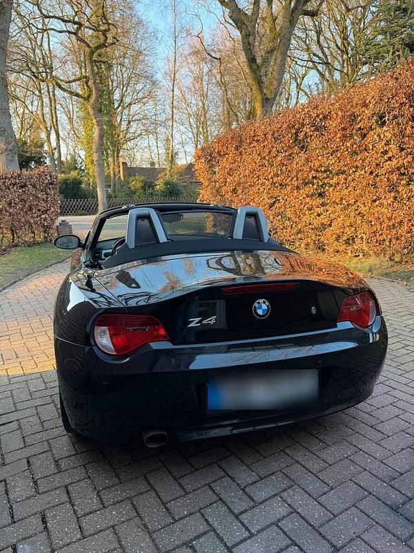 Gebraucht BMW Z4 150 PS (110 kW) 2007 Schwarz Cabrio