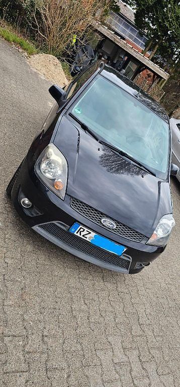 Gebraucht Ford Fiesta Style 80 PS (58 kW) 2008 Schwarz Kleinwagen