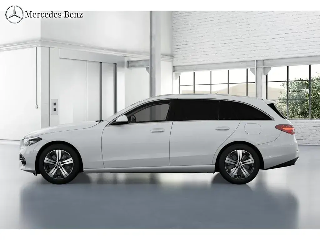 Gebraucht Mercedes C300e 204 PS (150 kW) 2022 Unilack polarweiß Kombi