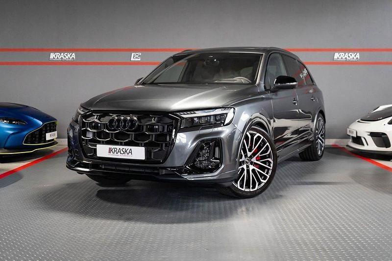 Grau Neu 2025 Audi SQ7 Sport SUV | 106.950 € - Bild 1/4