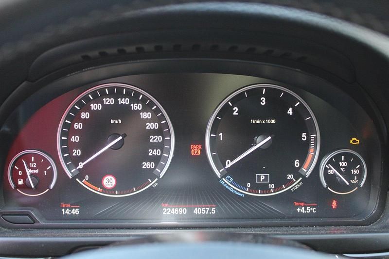 Gebraucht BMW 520 184 PS (135 kW) 2014 Schwarz Kombi