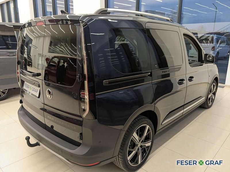 Gebraucht VW Caddy PanAmericana 122 PS (89 kW) 2024 Starlight blue metallic Van / Kleinbus